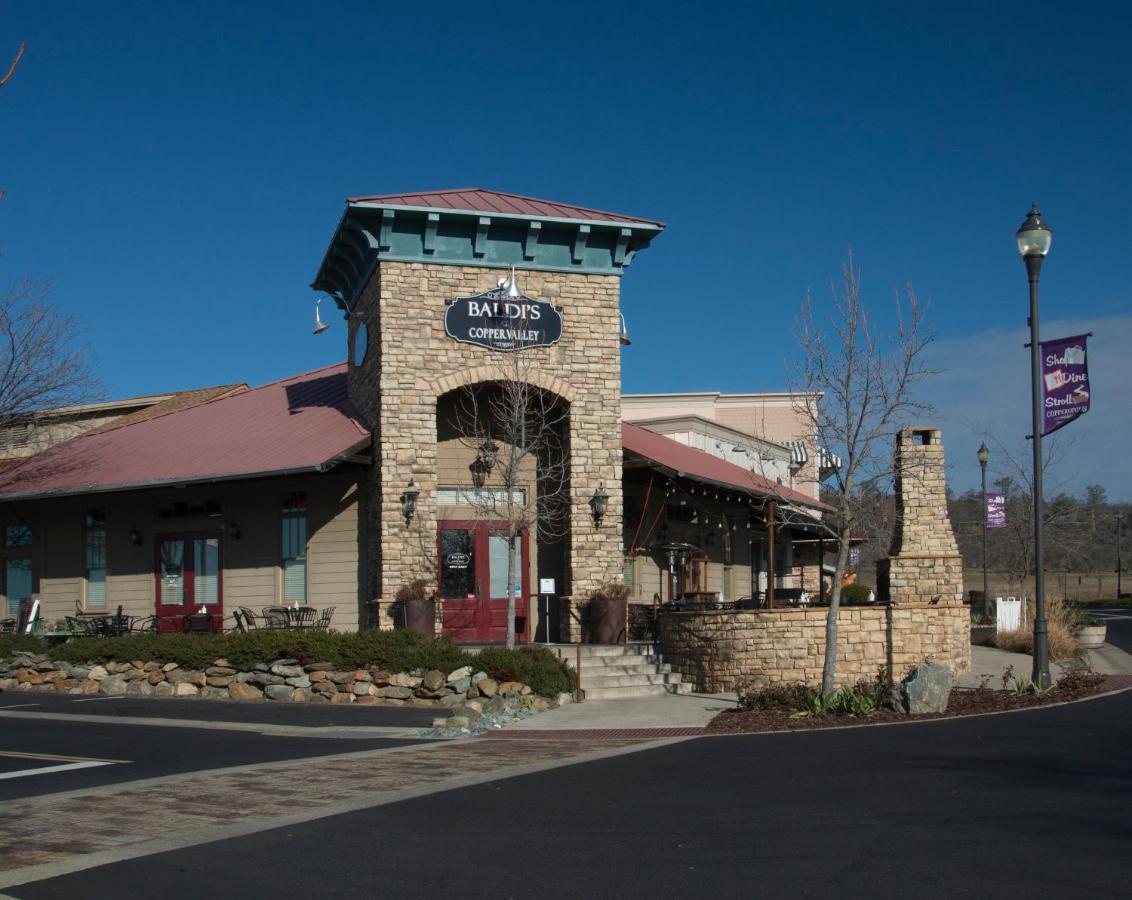 Gateway Hotel, Trademark Collection By Wyndham Copper Cove Subdivision Exterior photo